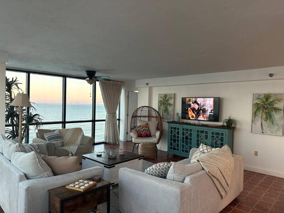 Beautiful Oceanfront Two Bedroom Condo Παραλία Ντειτόνα Εξωτερικό φωτογραφία